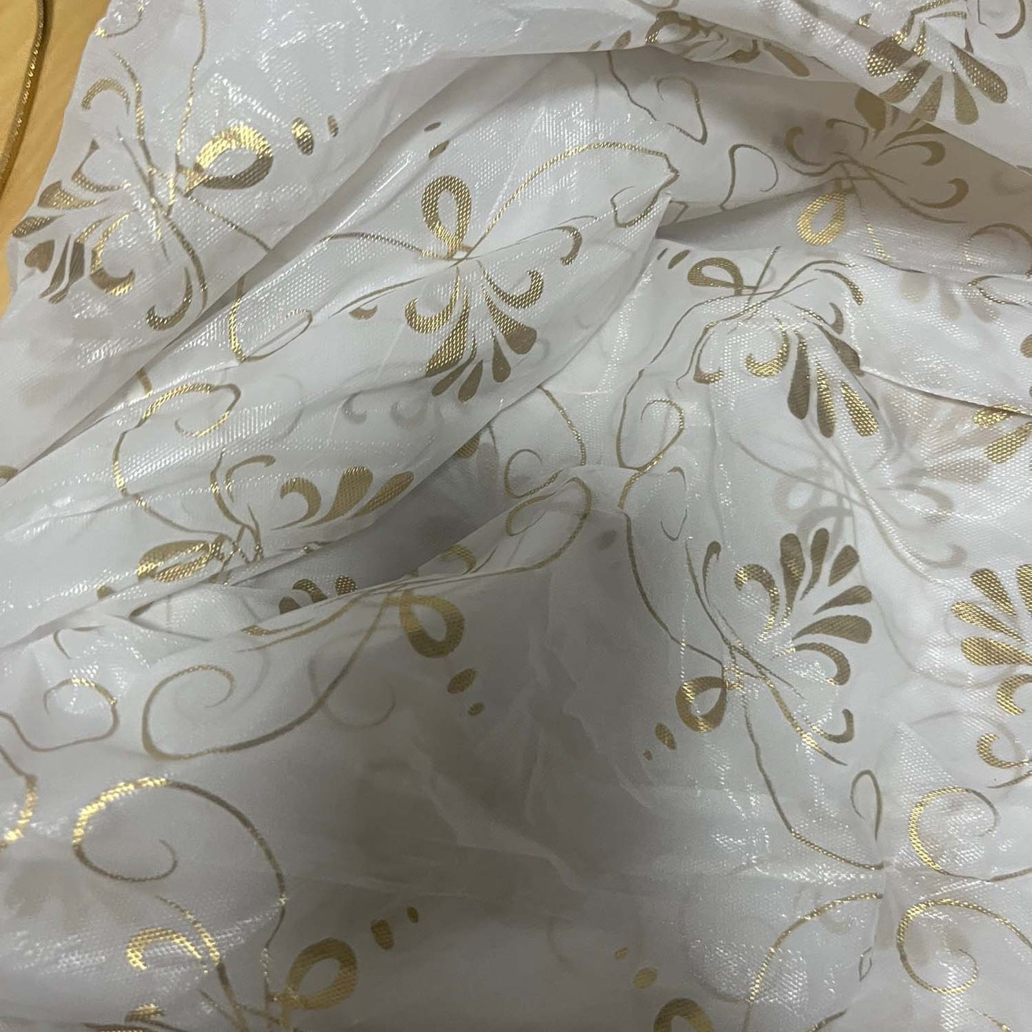 Waterproof Non-Slip Disposable Tablecloth for Hotels