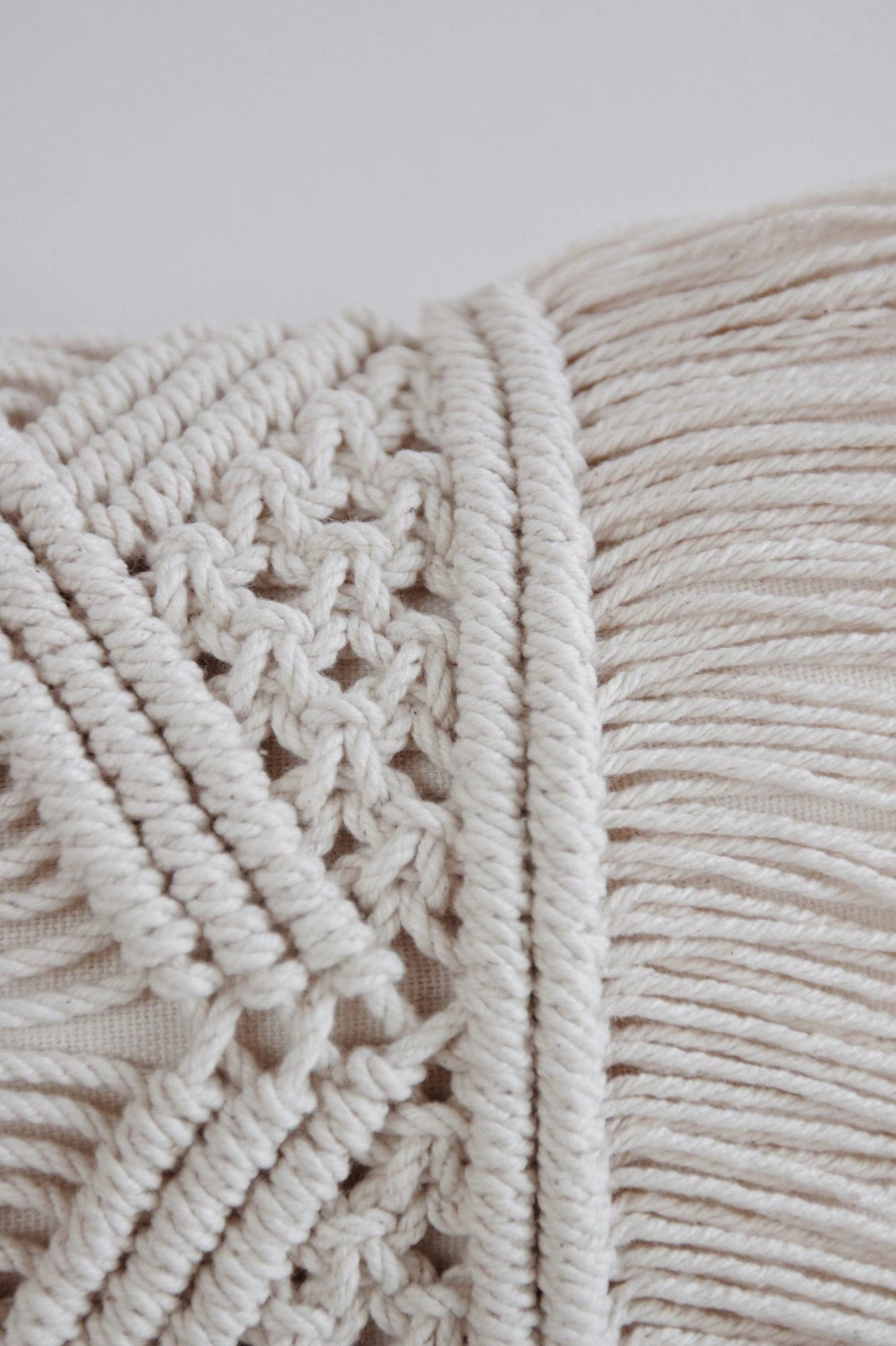 Woven Pillowcase with Tassel Design