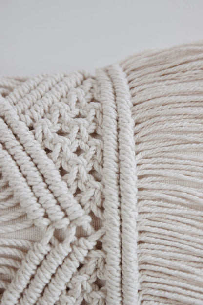 Woven Pillowcase with Tassel Design