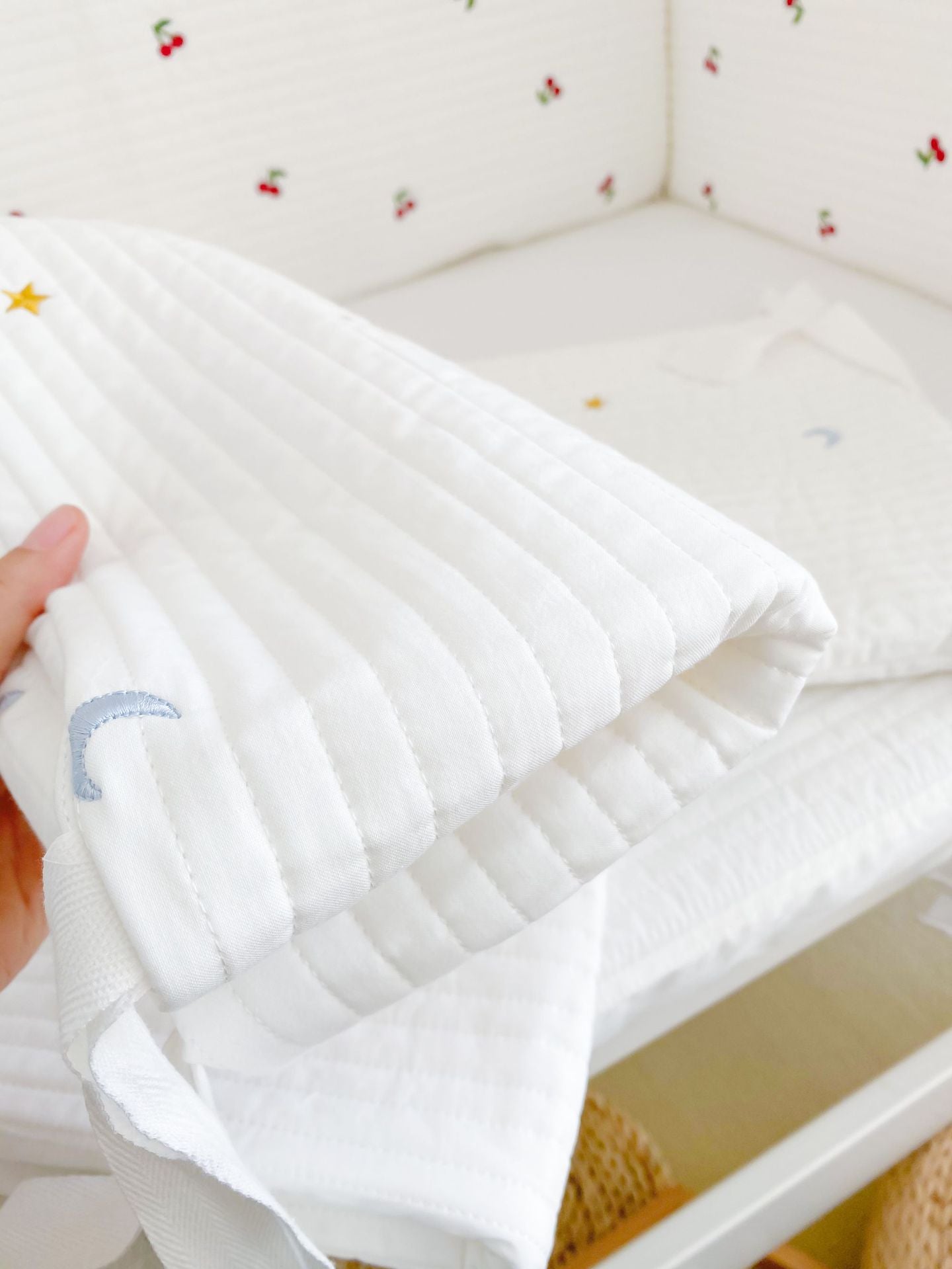 Removable and Washable Cotton Bed Stop Bedding