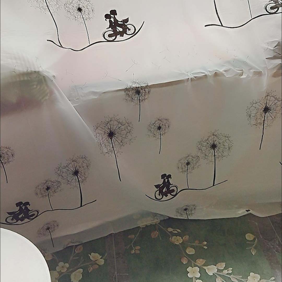 Waterproof Non-Slip Disposable Tablecloth for Hotels